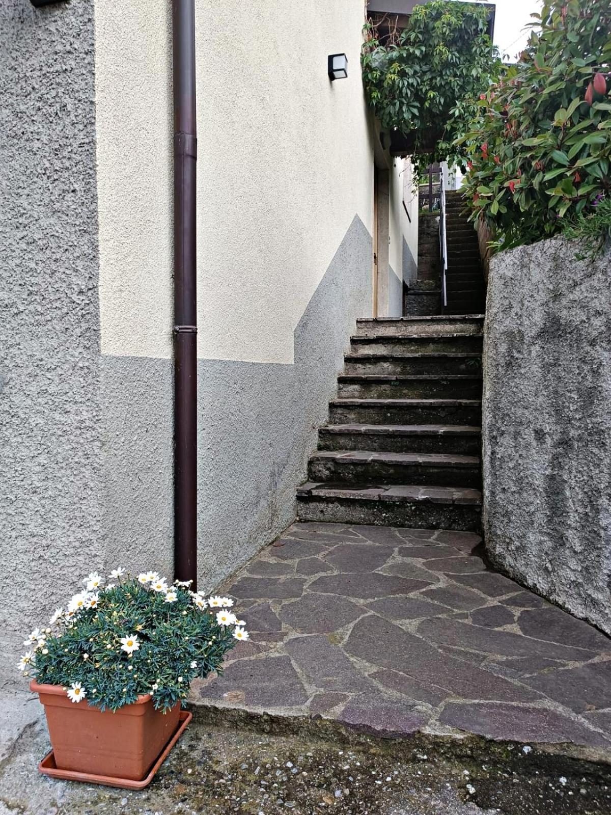 Brezza Di Lago Costa Volpino Exteriör bild